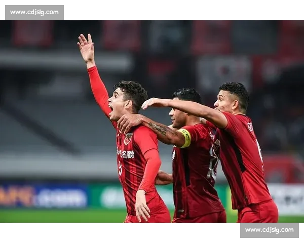 中超焦点战上港迎战富力强强对话考验争冠与保级走势赛季关键一役